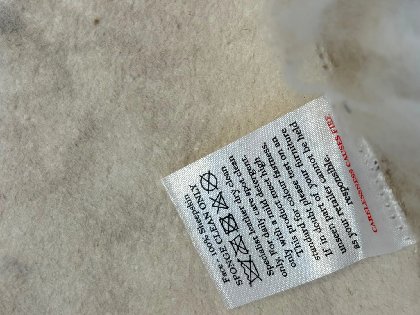 Small Cream/Beige 100% Sheepskin Rug 100cm