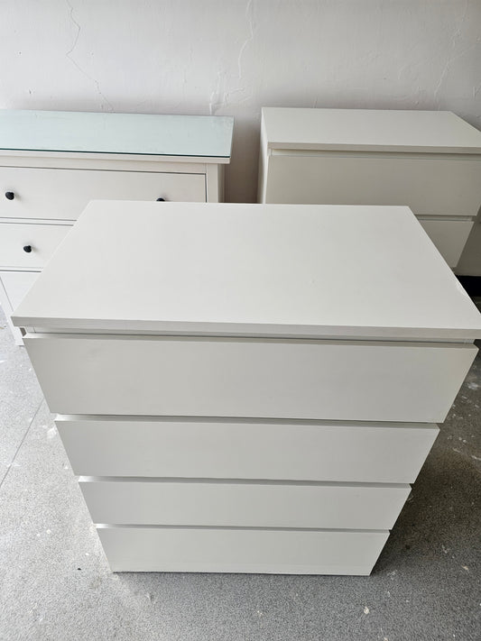 Ikea Malm White 4 Drawer Chest (minor surface damage) T