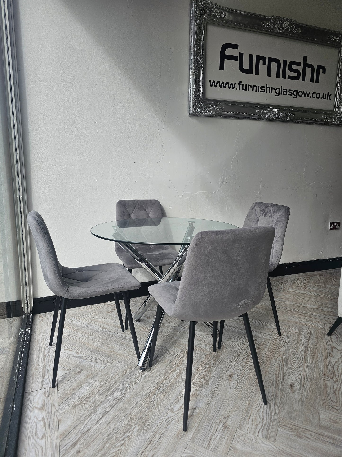 Circular Glass Dining Table & 4 Grey Fabric Chairs @#
