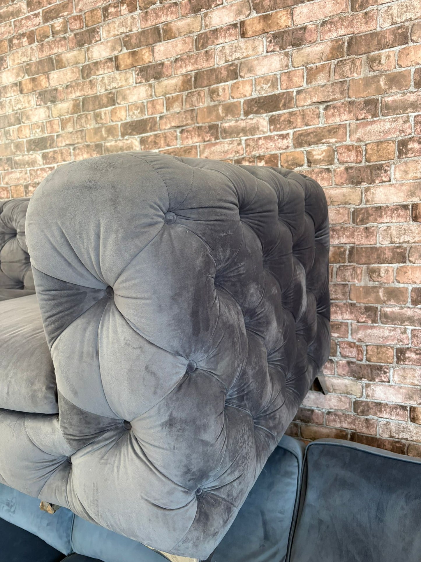 Bespoke Chesterfield Style, Light Grey Plush 2 Seater Sofa @#