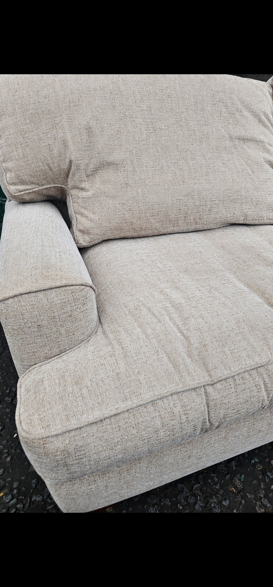 Cream/Beige 3 Seater Sofa & Chair