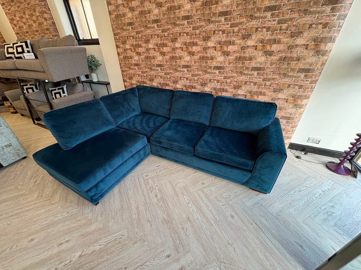 DFS Orka Corner Sofa in Dark Blue Sensual Plush Velvet (Immaculate Condition)@#