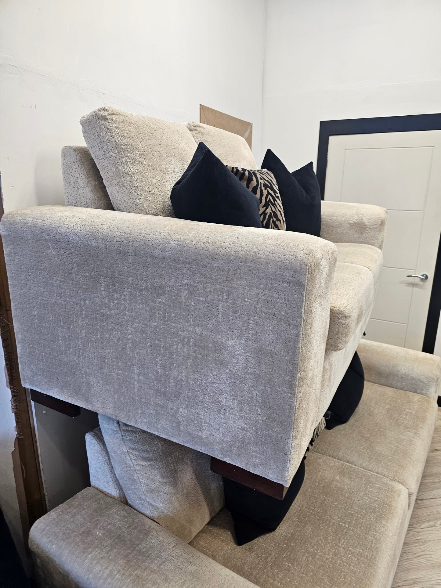 DFS Cream Fabric 3 & 2 Seater Sofas  @