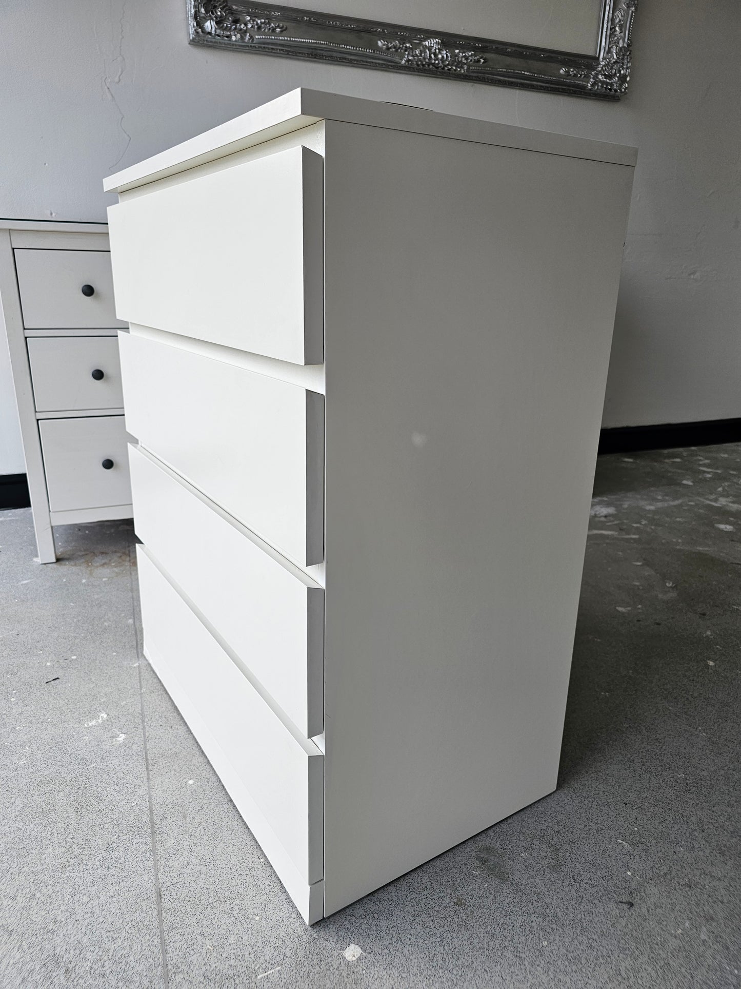 Ikea Malm White 4 Drawer Chest (minor surface damage) T