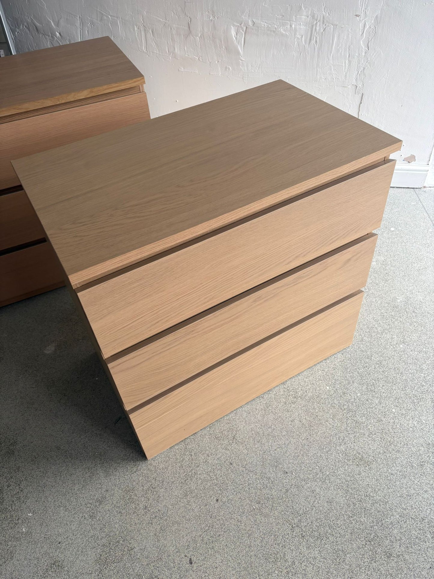 Ikea Malm White Oak 3 Drawer Chest (as new condition) T