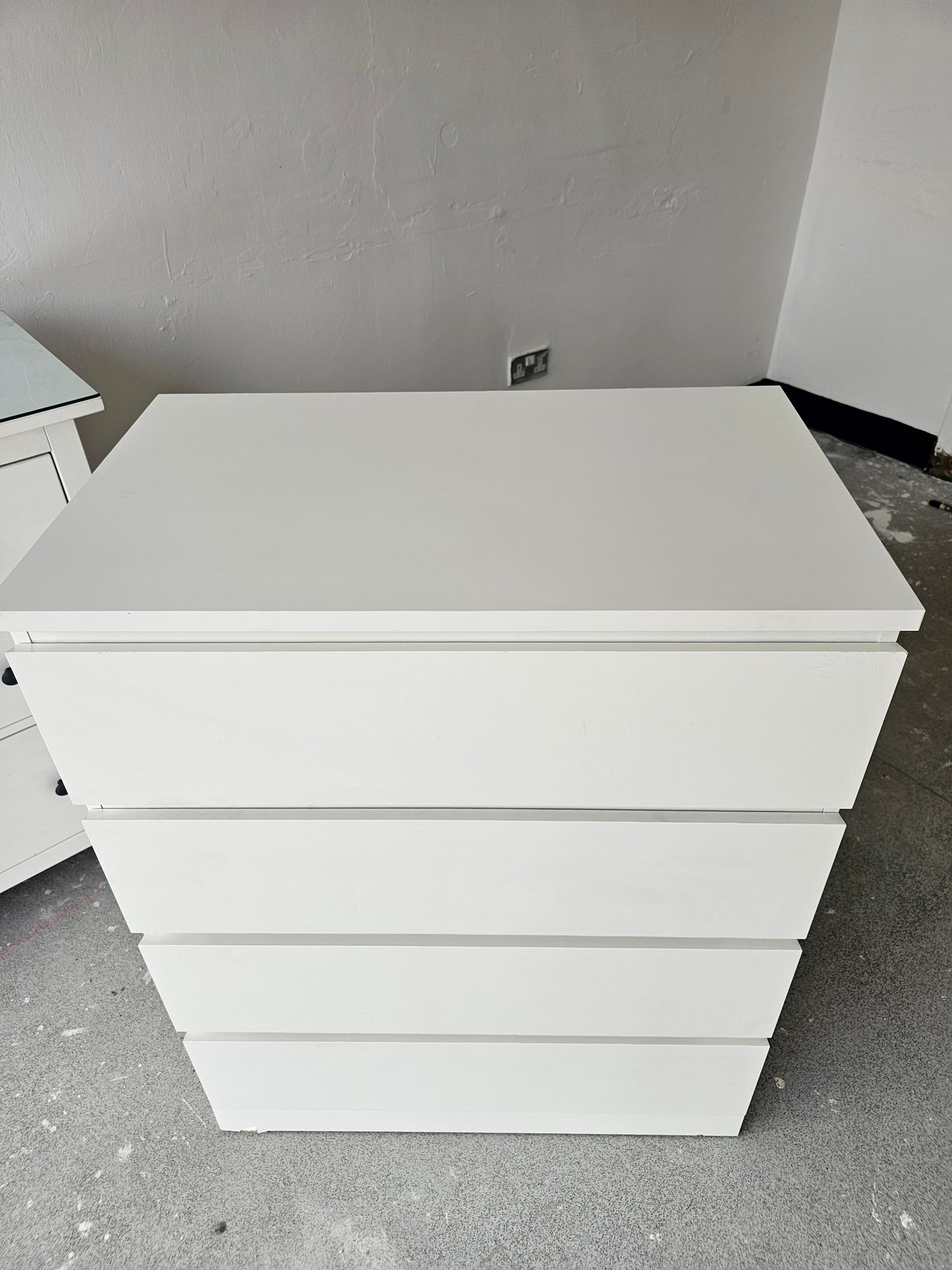 Ikea Malm White 4 Drawer Chest (bottom corner minor damage) T