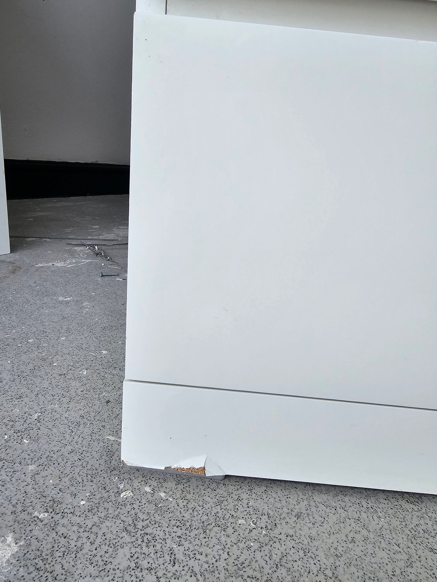 Ikea Malm White 4 Drawer Chest (bottom corner minor damage) T