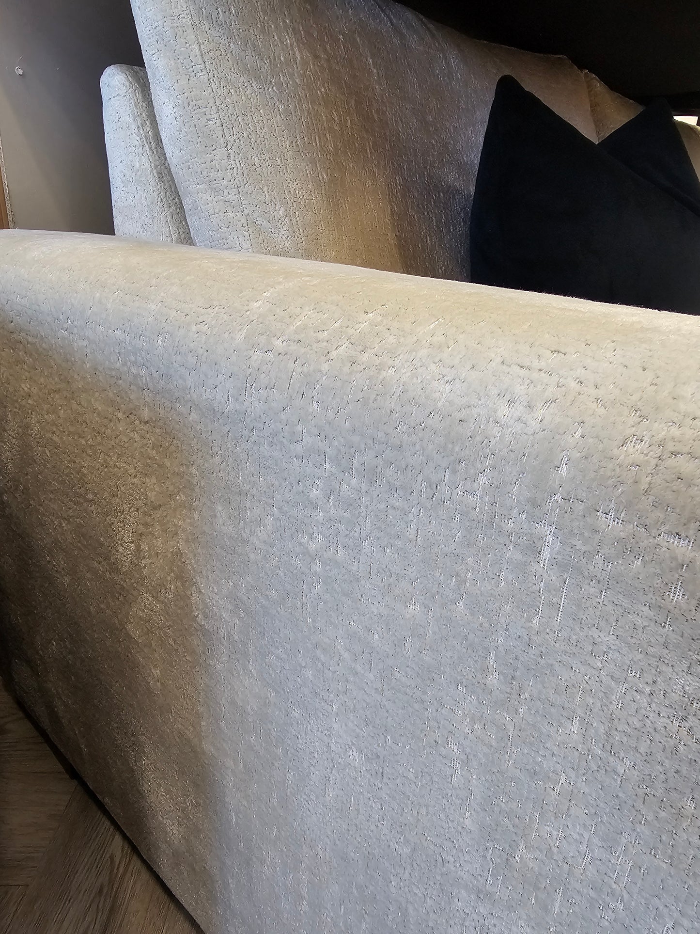 DFS Cream Fabric 3 & 2 Seater Sofas  @
