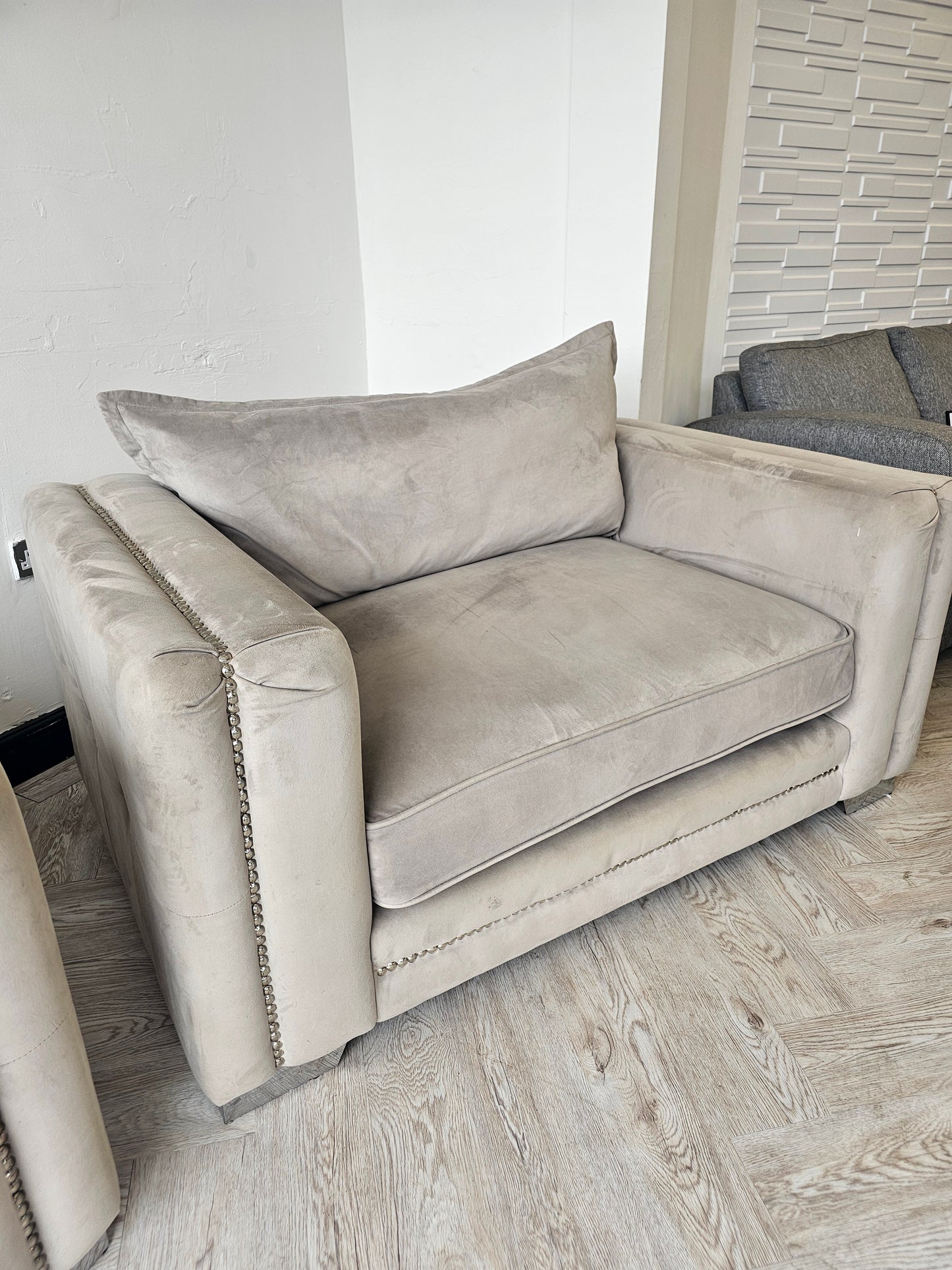 ScS Laurence Llewelyn-Bowen Regency Range Greige Fabric 3 Seater Sofa & Loveseat *RRP £3100 #