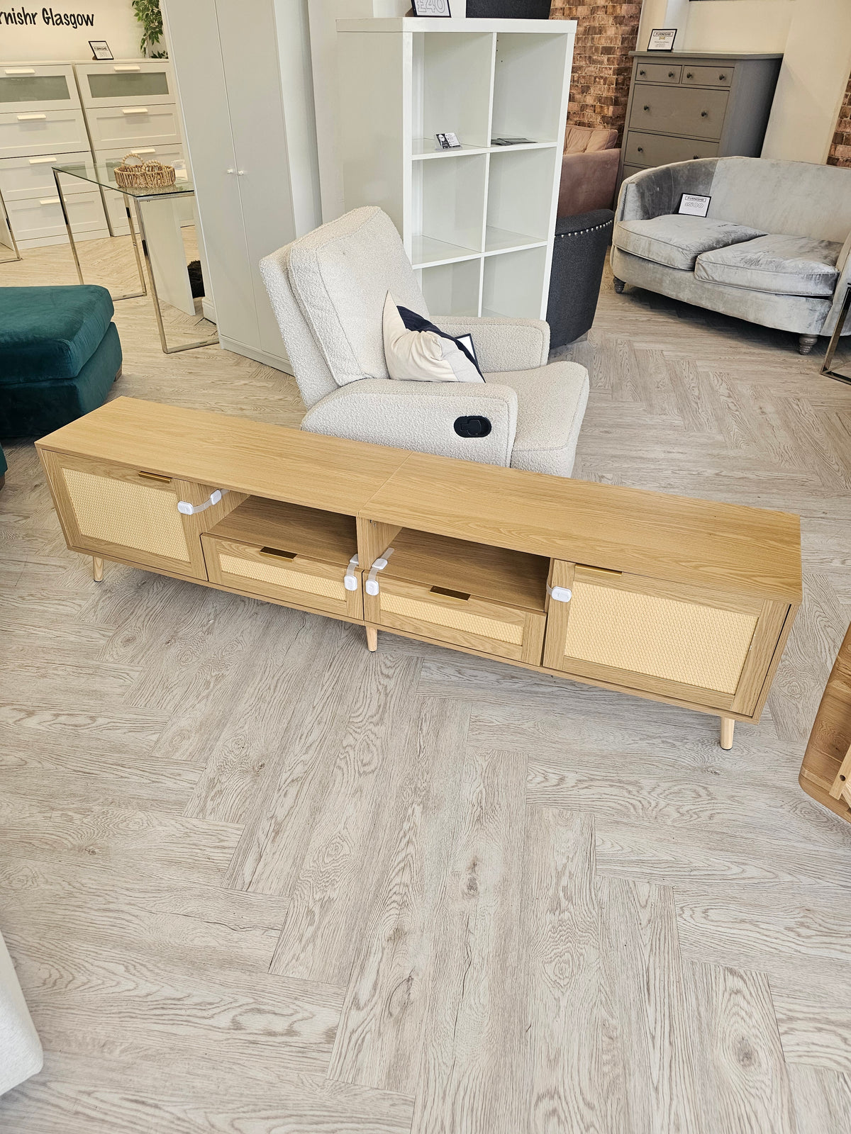Extra Large Modern Rattan & Oak TV Cabinet 200cm @#