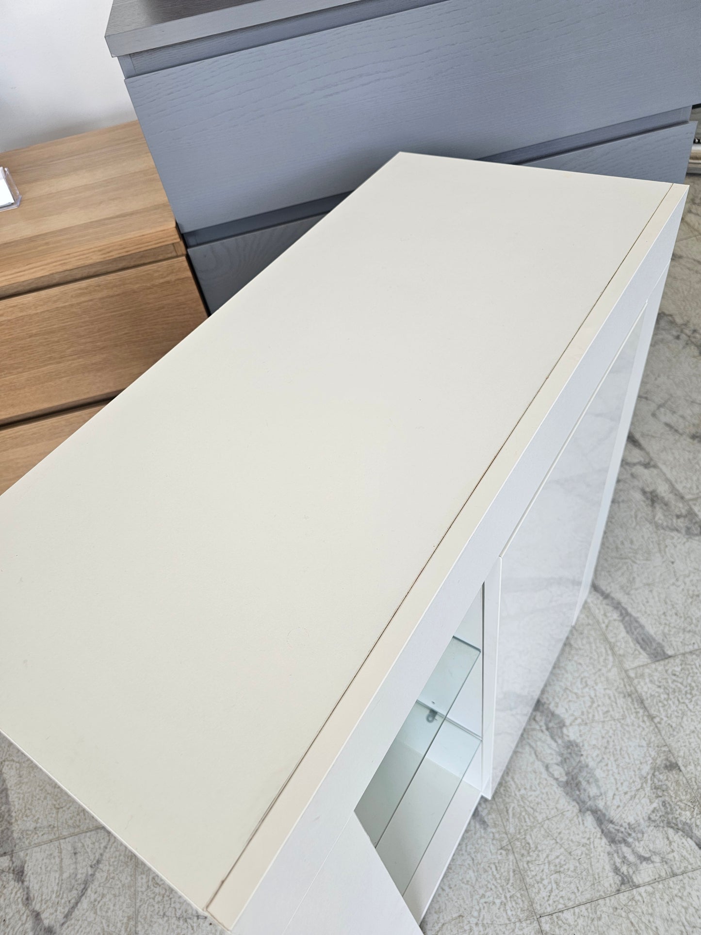 White Display Cabinet with Shelving A