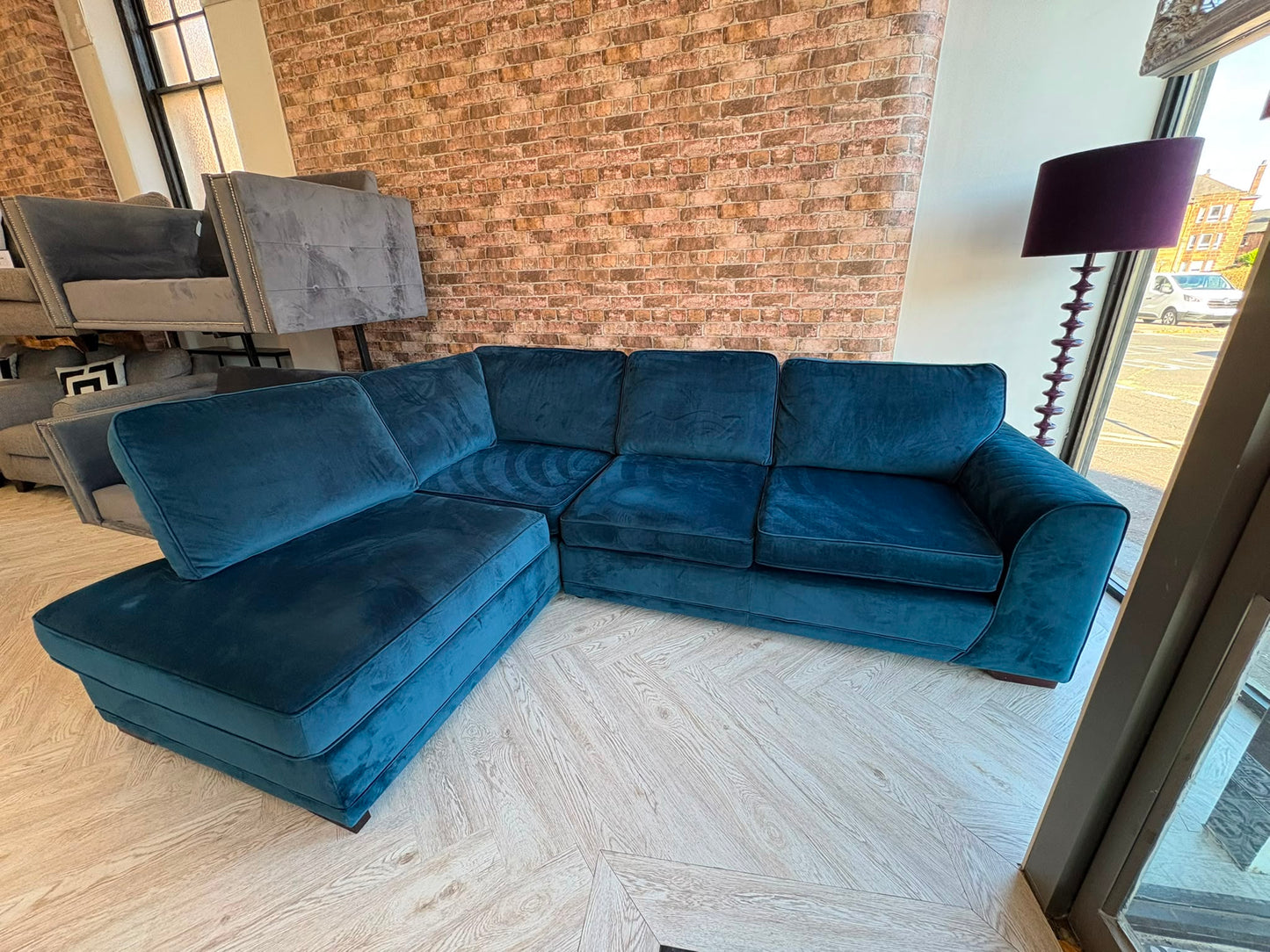 DFS Orka Corner Sofa in Dark Blue Sensual Plush Velvet (Immaculate Condition)@#