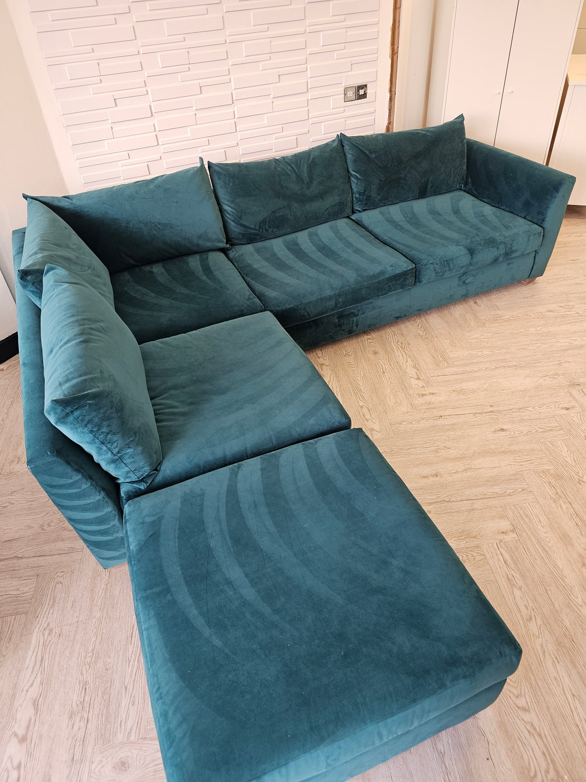 Teal Plush Corner Sofa & Footstool @#