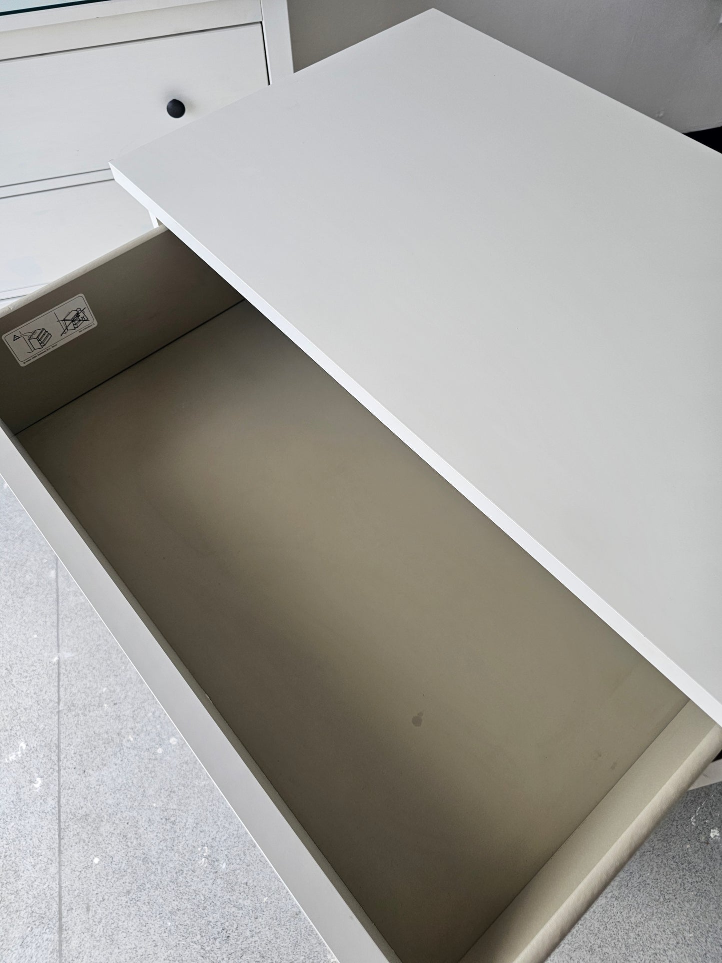 Ikea Malm White 4 Drawer Chest (bottom corner minor damage) T