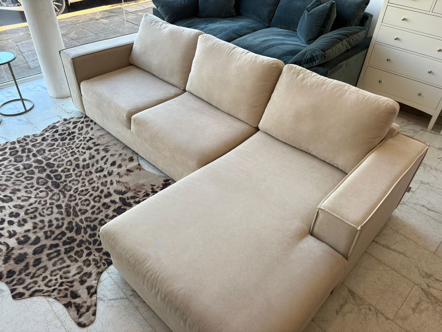 Sofa Club Soho Luxe Chenille Corner Sofa in White Tea *RRP £1999