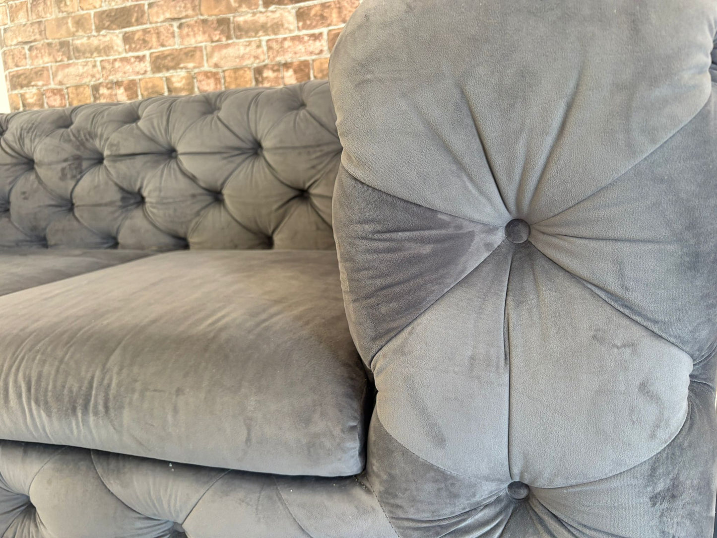 Bespoke Chesterfield Style, Light Grey Plush 2 Seater Sofa @#