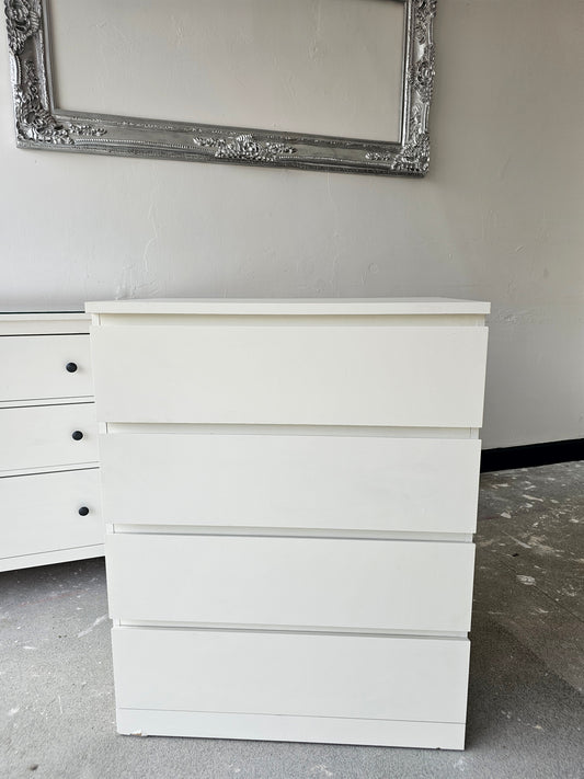 Ikea Malm White 4 Drawer Chest (bottom corner minor damage) T