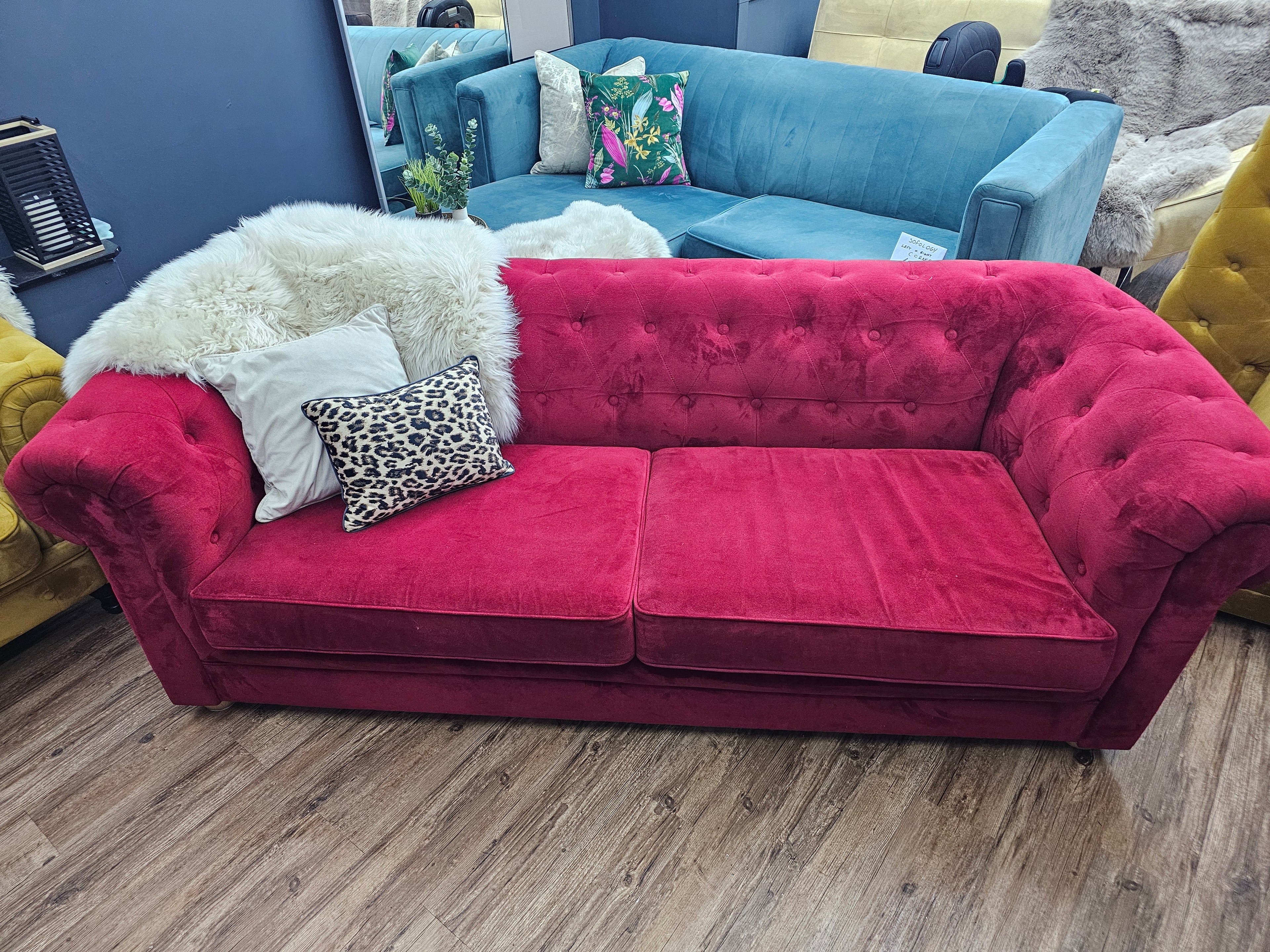 Red Chesterfield Style 3 Seater Sofa