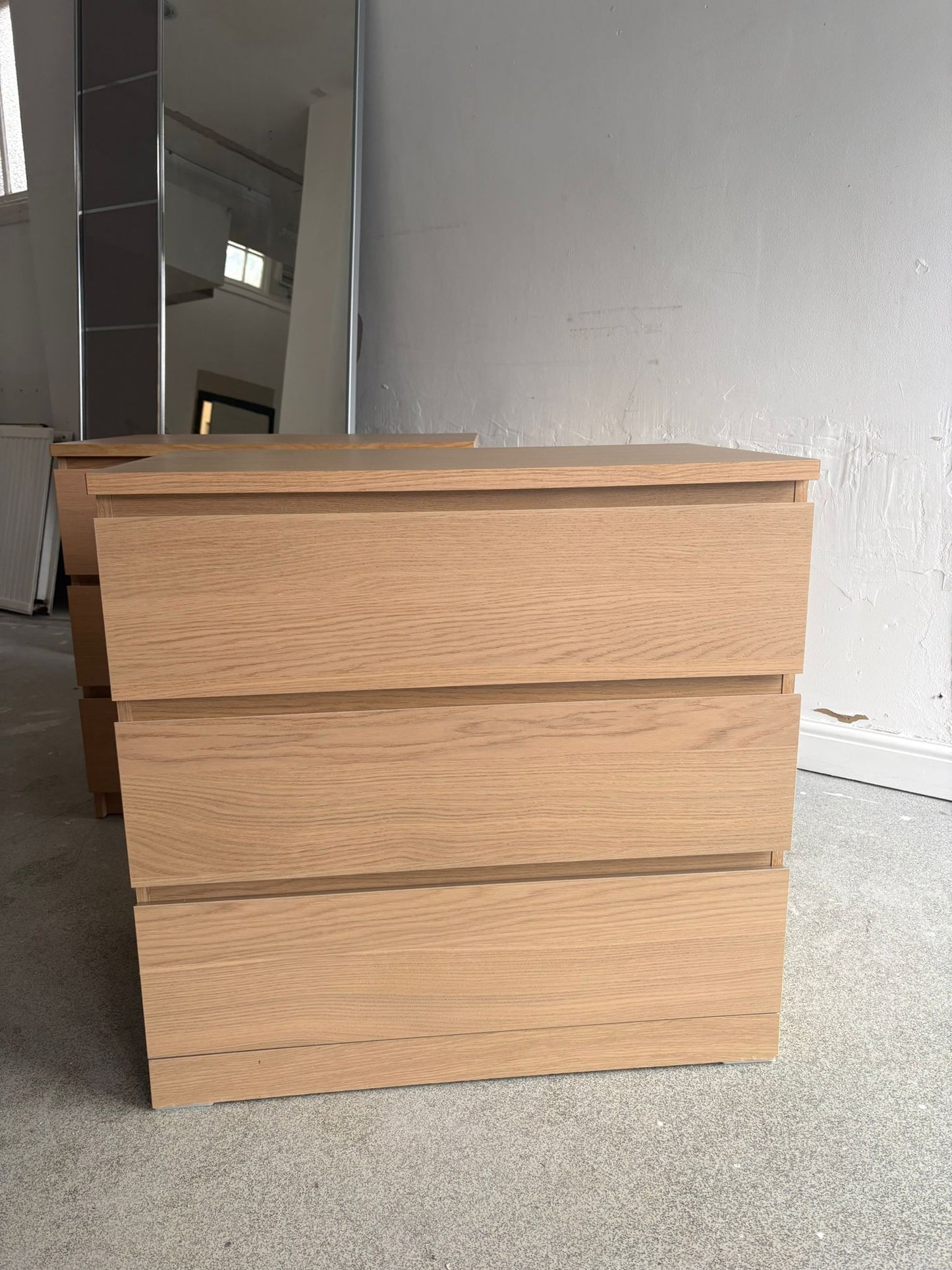 Ikea Malm White Oak 3 Drawer Chest (as new condition) T