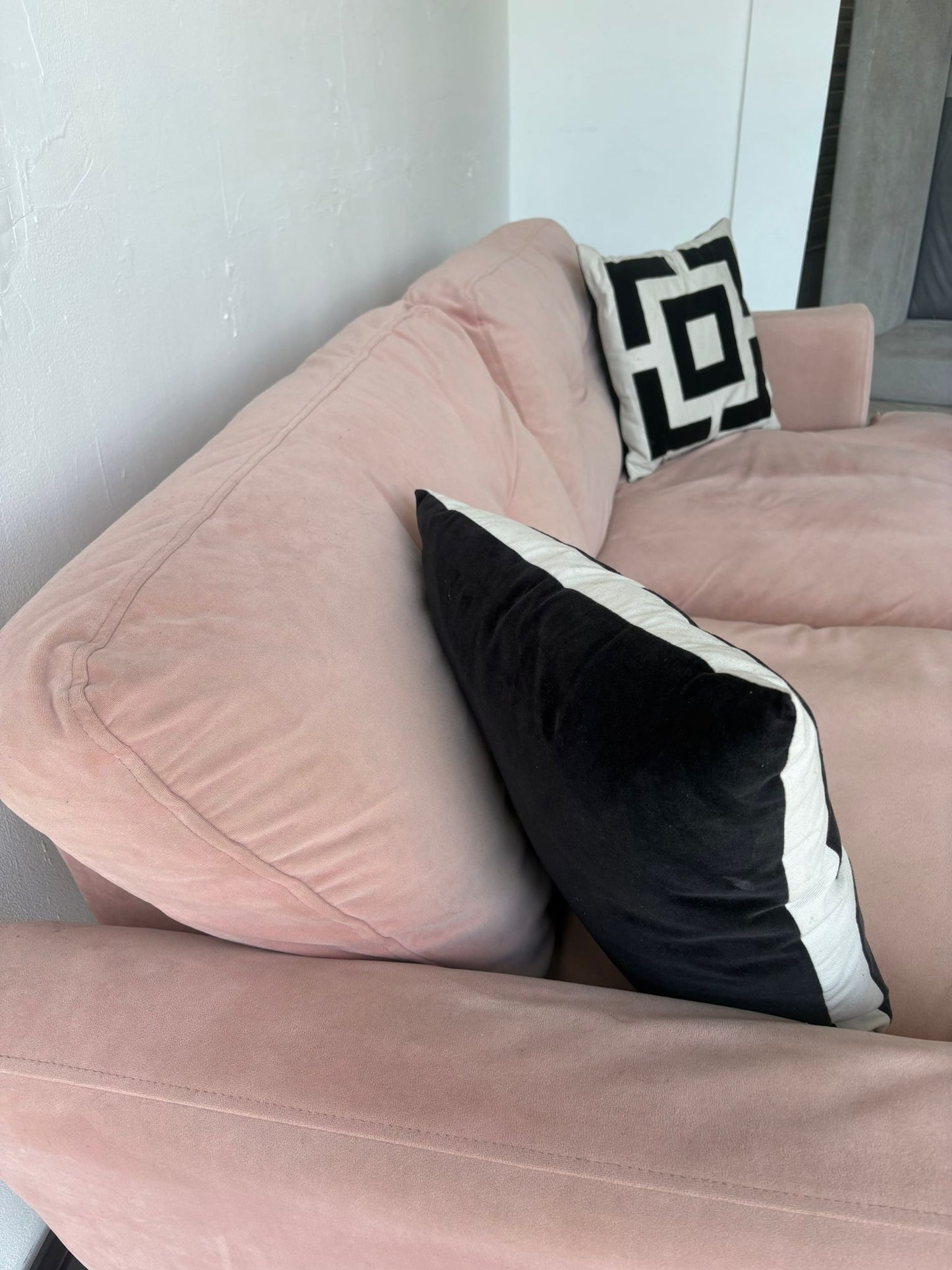 DFS Joules Patterdale Blush Pink 3 Seater Sofa in Delux Velvet @