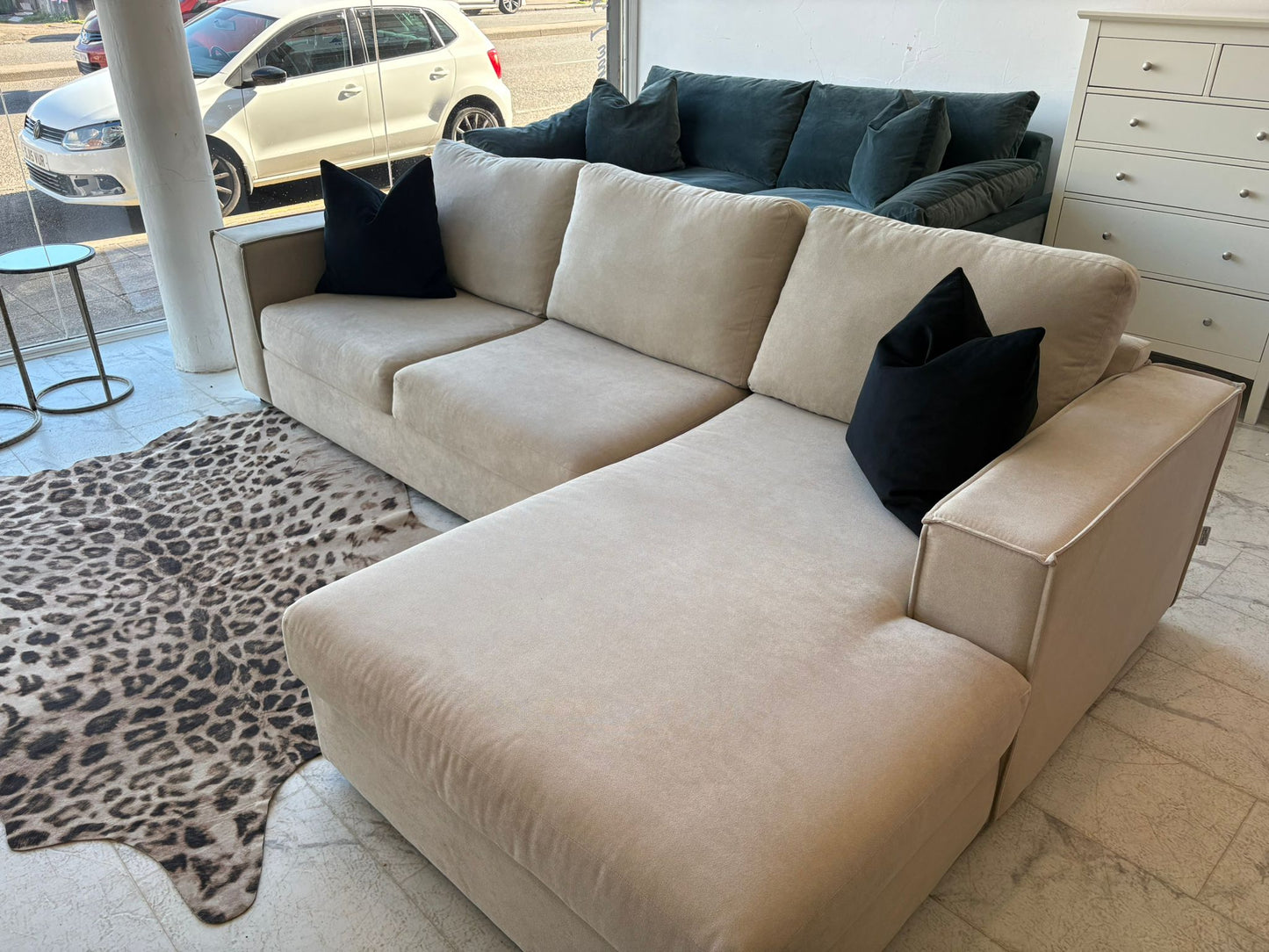 Sofa Club Soho Luxe Chenille Corner Sofa in White Tea *RRP £1999