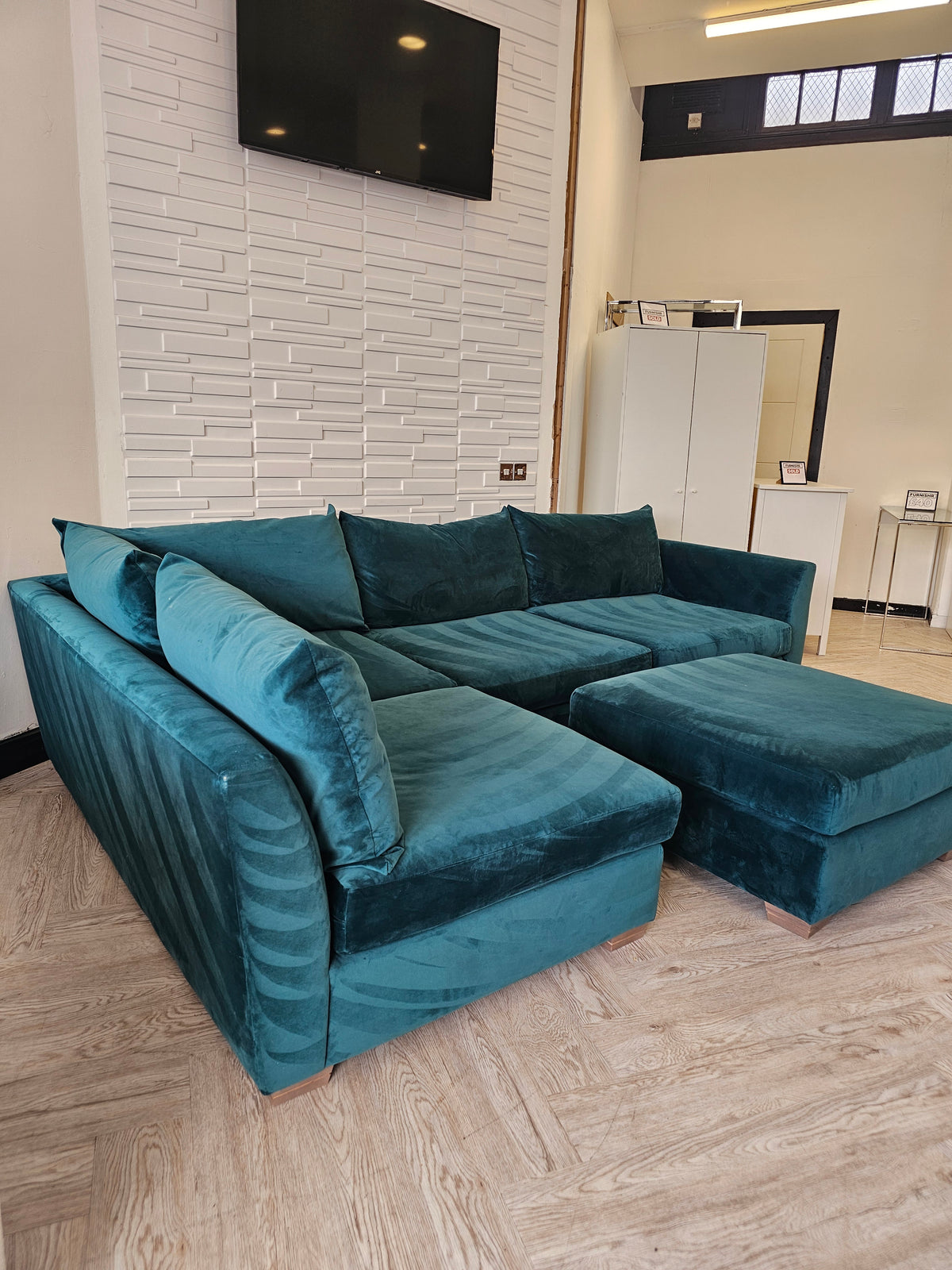 Teal Plush Corner Sofa & Footstool @#
