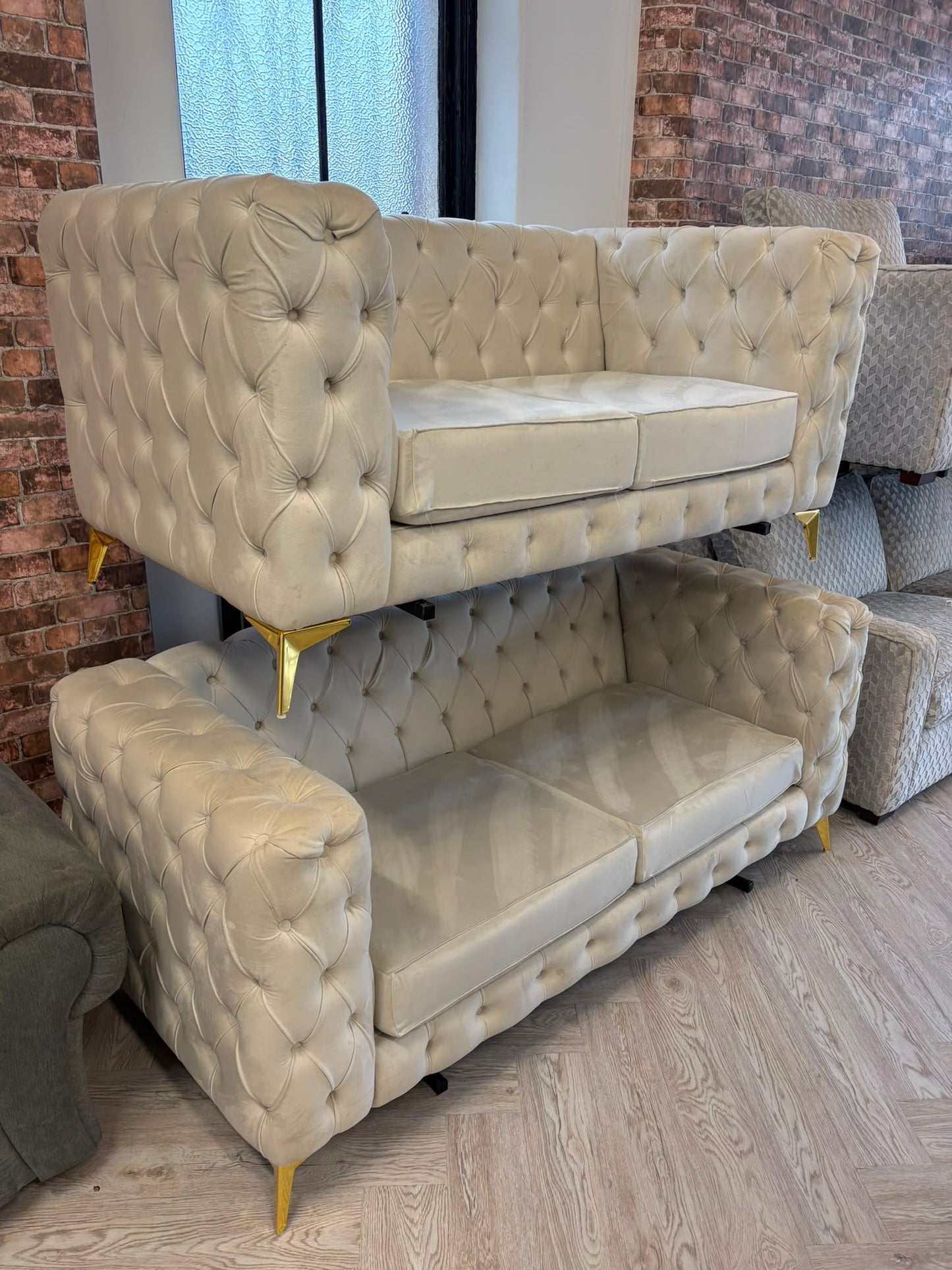 Cream Chesterfield 3 & 2 Sofas #