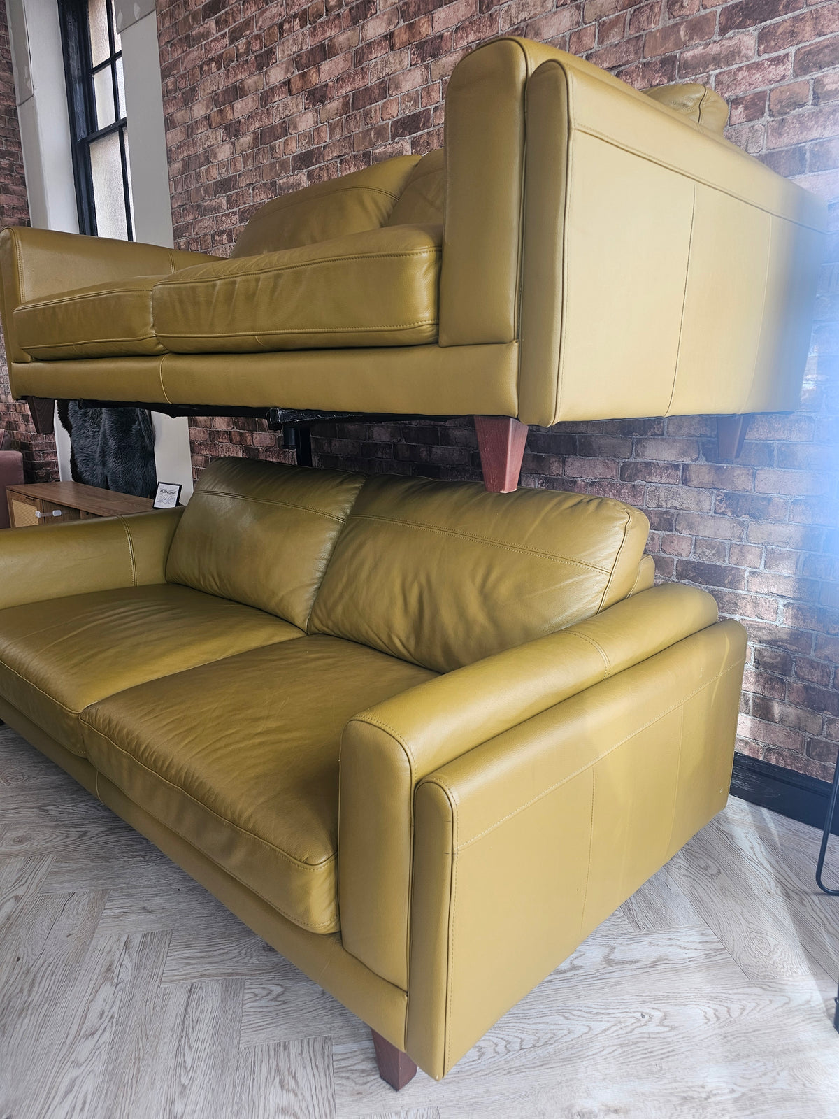 Olive Green Premium Italian Leather 2x3 Seater Sofas & Footstool *RRP £4000 @