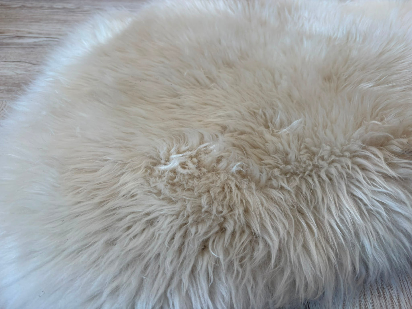 Small Cream/Beige 100% Sheepskin Rug 100cm