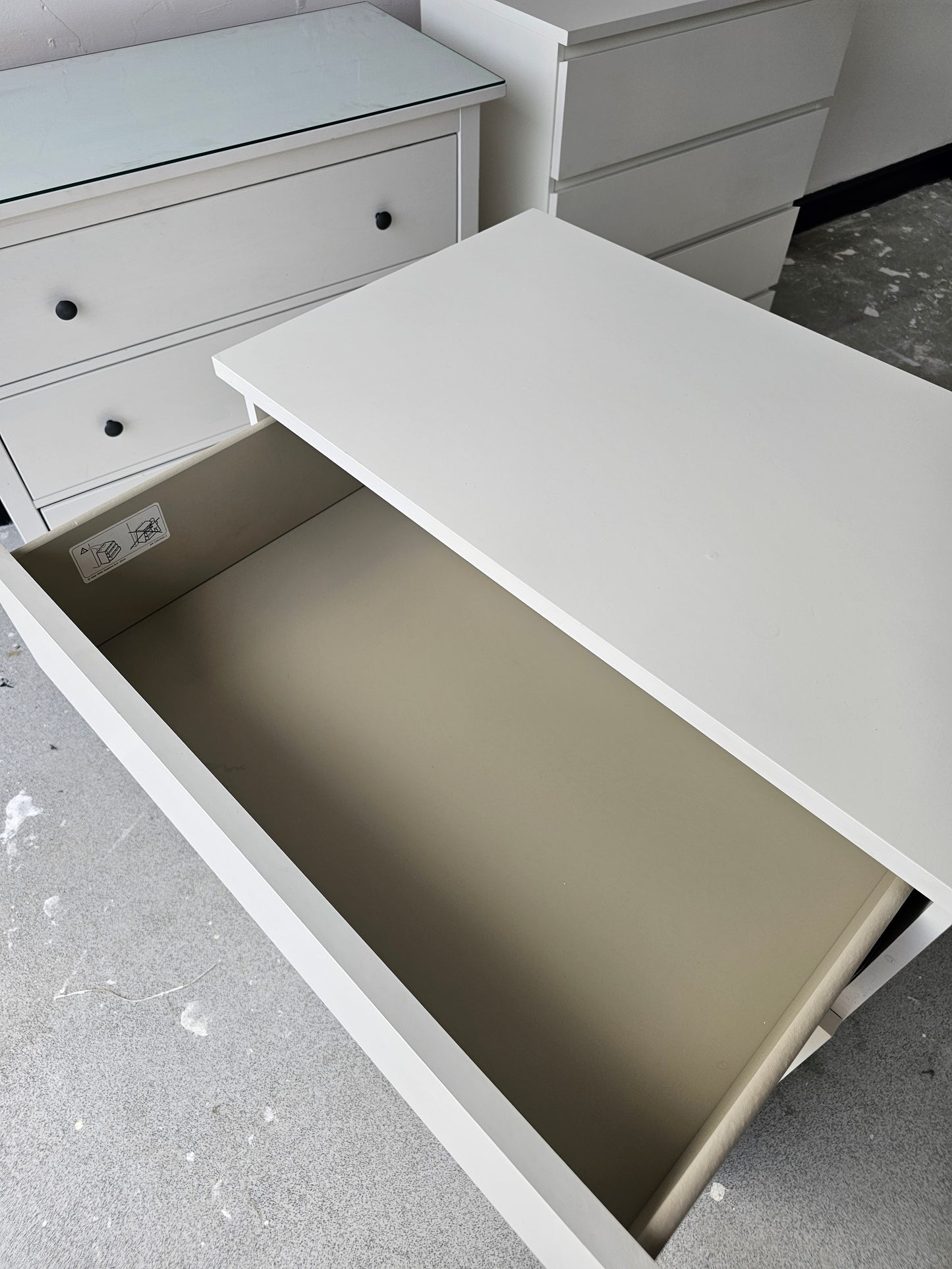 Ikea Malm White 4 Drawer Chest (minor surface damage) T