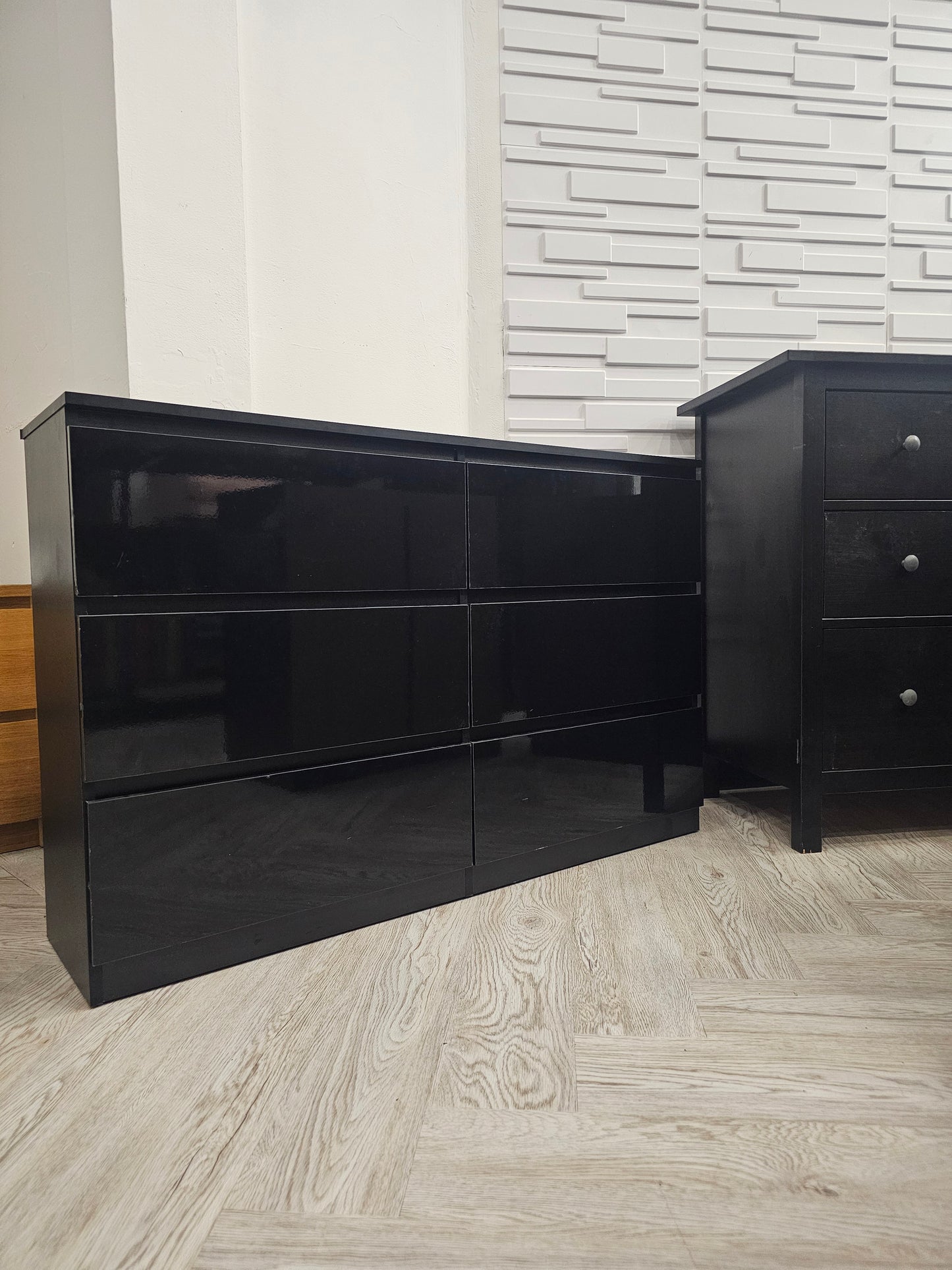 The Range Slimline Black High Gloss 6 Drawer Chest @