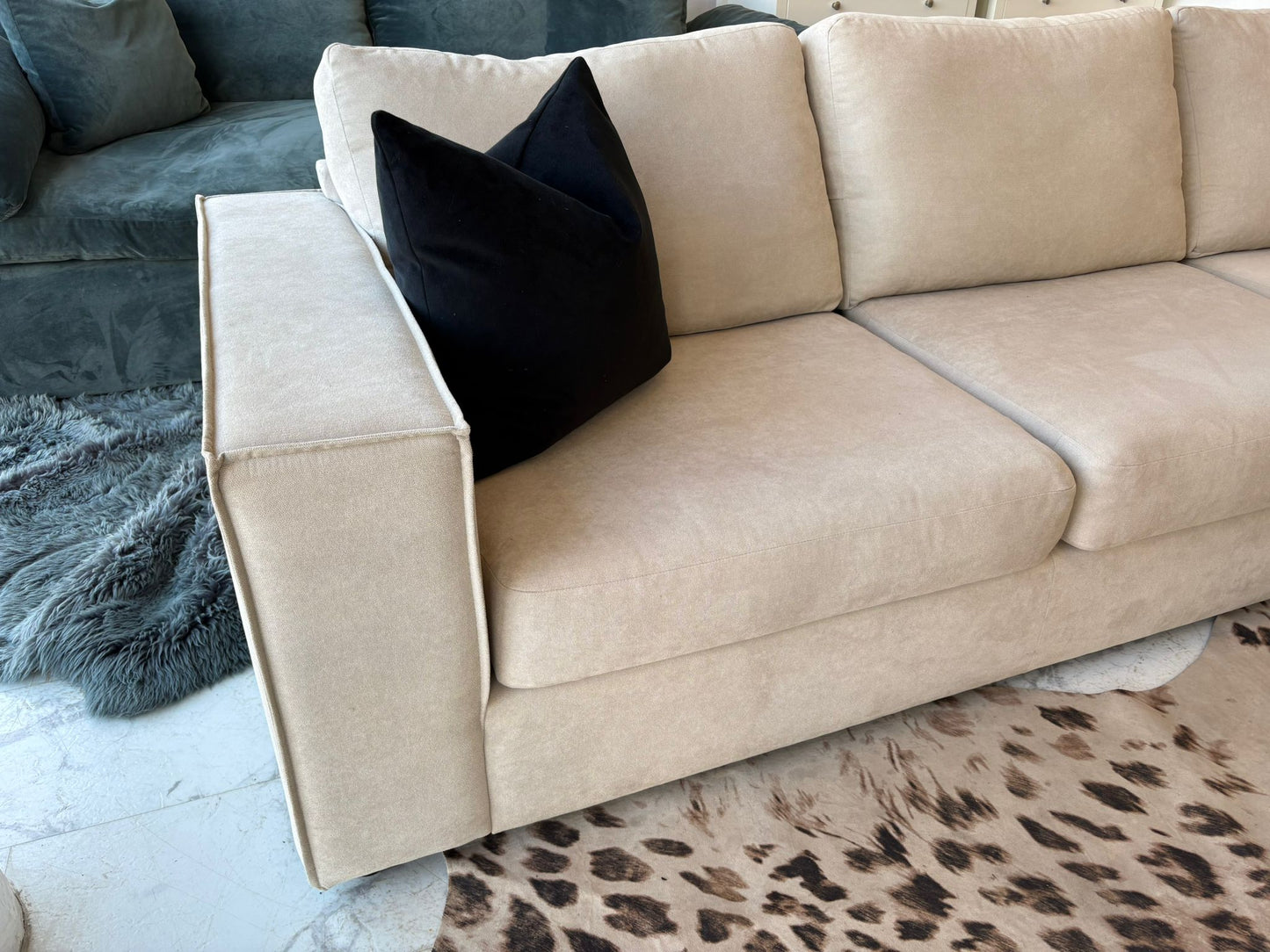 Sofa Club Soho Luxe Chenille Corner Sofa in White Tea *RRP £1999