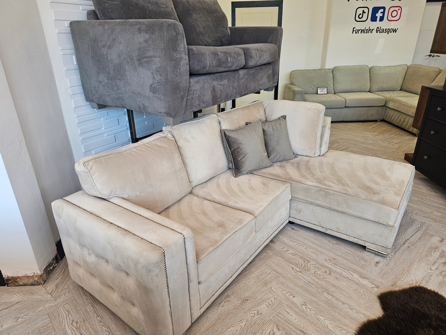 Cream Velvet Corner Sofa (Firm Seats)@