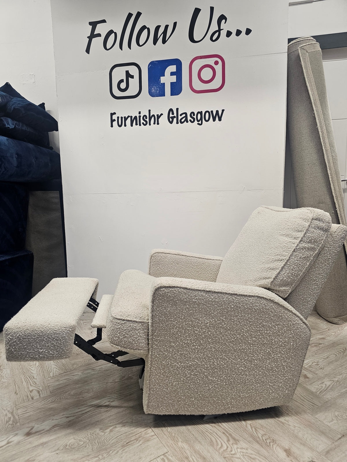 Obaby Madison 360° Swivel Glider Recliner Chair in Boucle Fabric *RRP £500 @