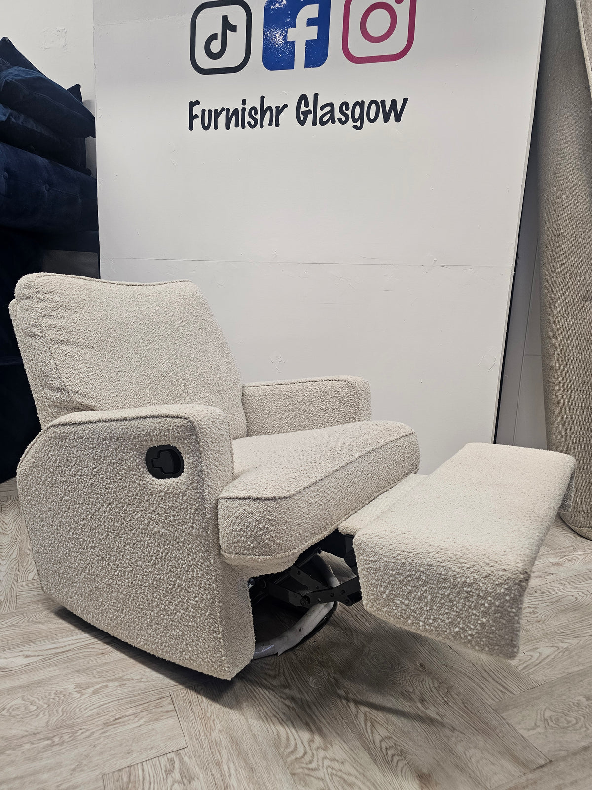 Obaby Madison 360° Swivel Glider Recliner Chair in Boucle Fabric *RRP £500 @