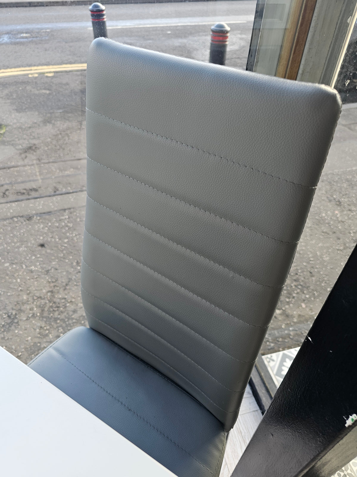 Ikea White Extendable Dining Table & 4 Grey Faux Leather Chairs @#