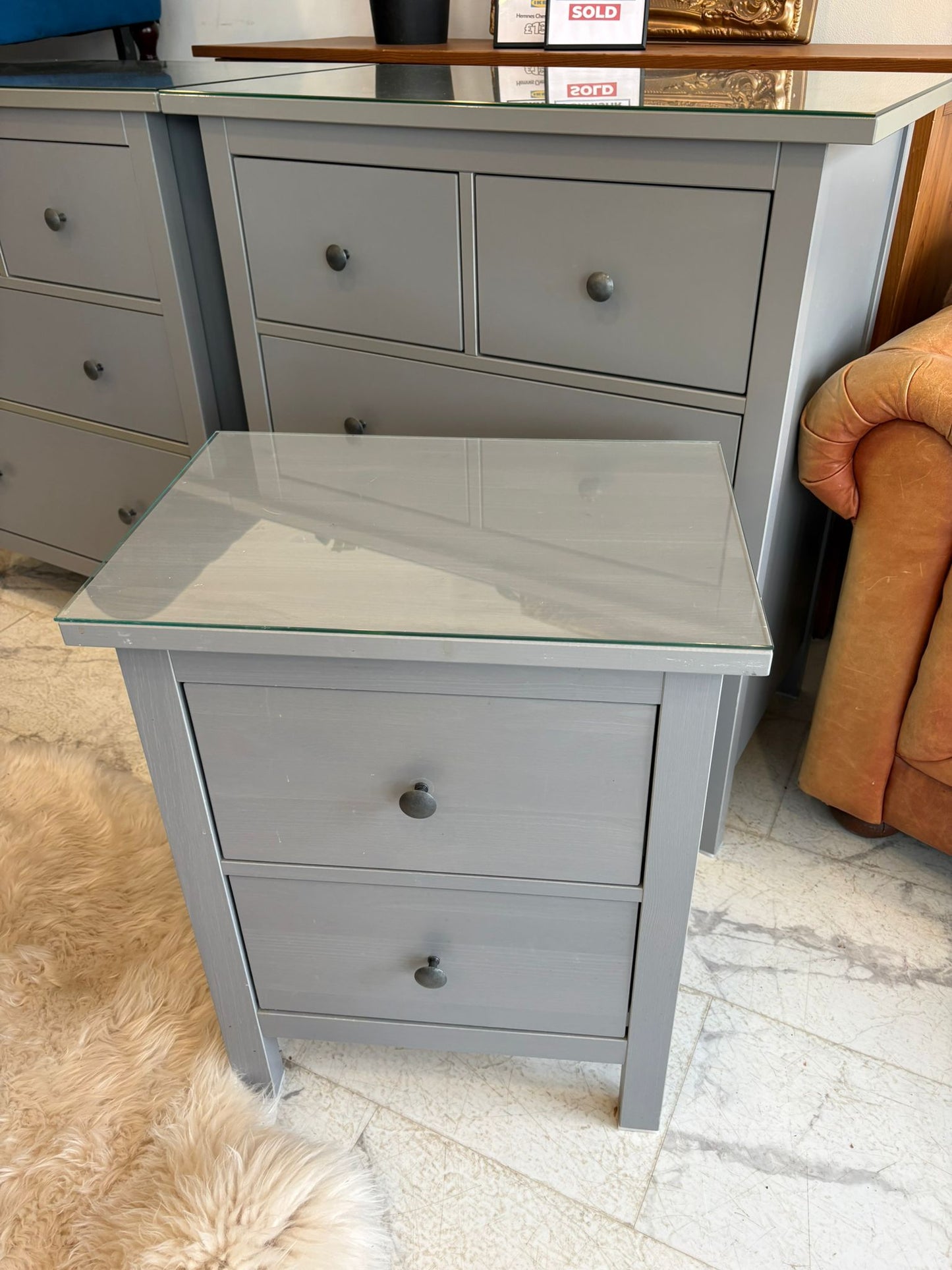 Ikea Hemnes 2 Drawer Bedside Chest with Glass Top T