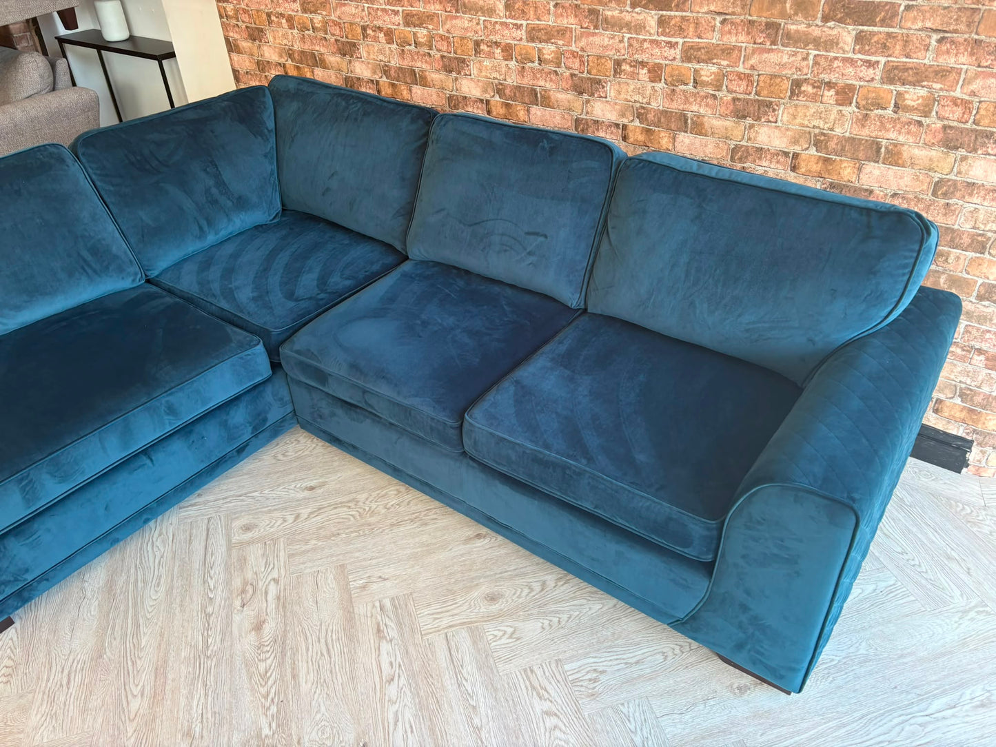 DFS Orka Corner Sofa in Dark Blue Sensual Plush Velvet (Immaculate Condition)@#