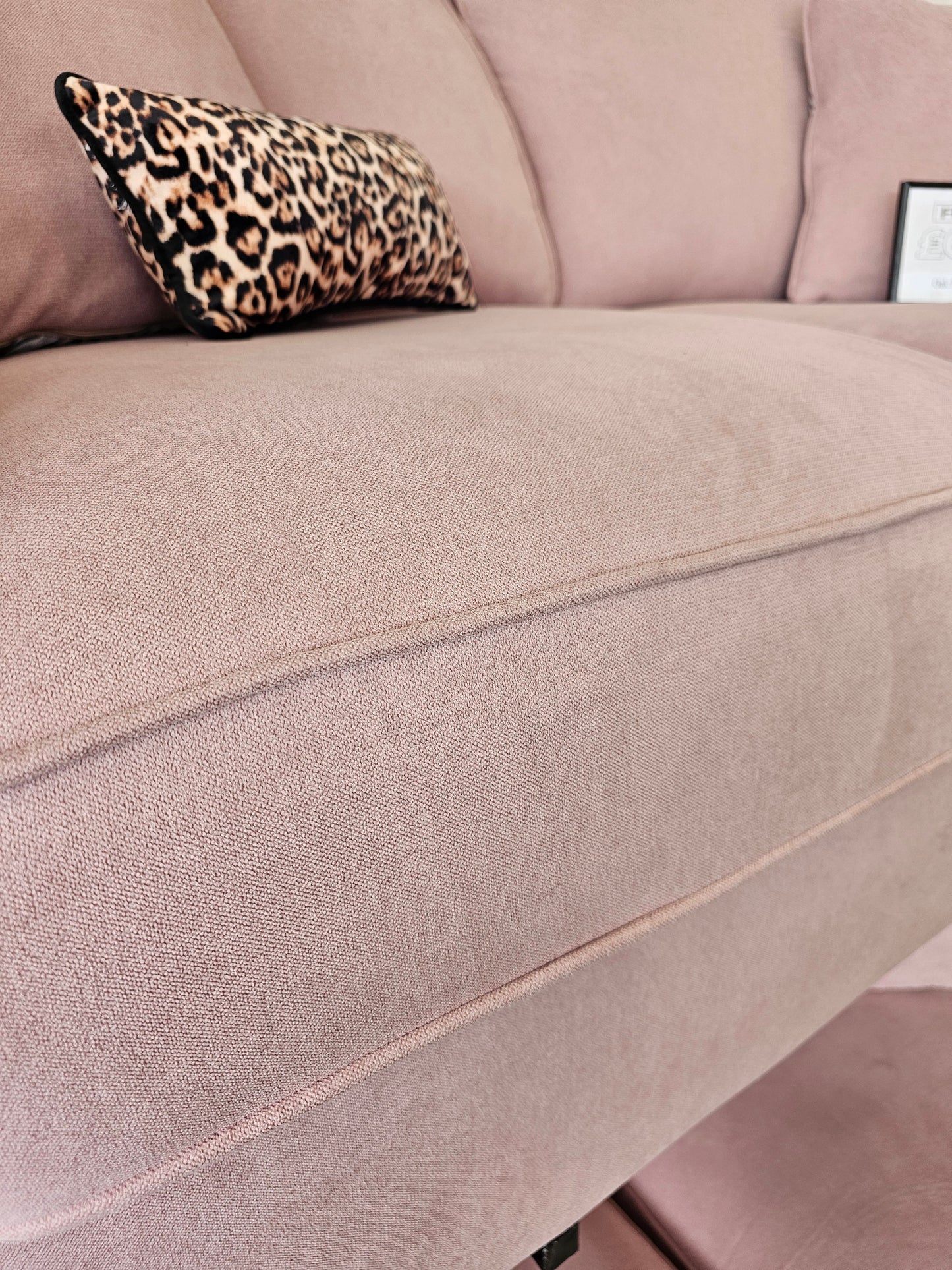 Oak Furnitureland Pink 3&2 Seater Sofas Immaculate Condition