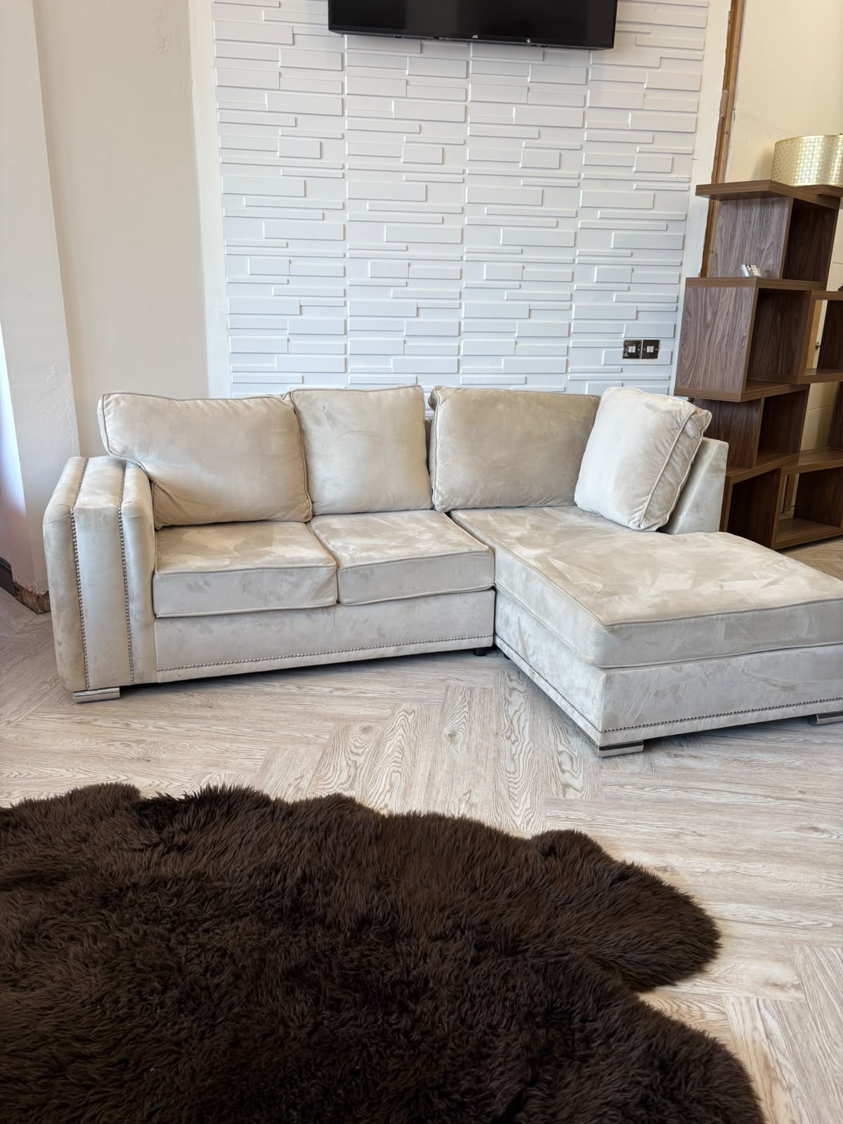 Cream Velvet Corner Sofa (Firm Seats)@