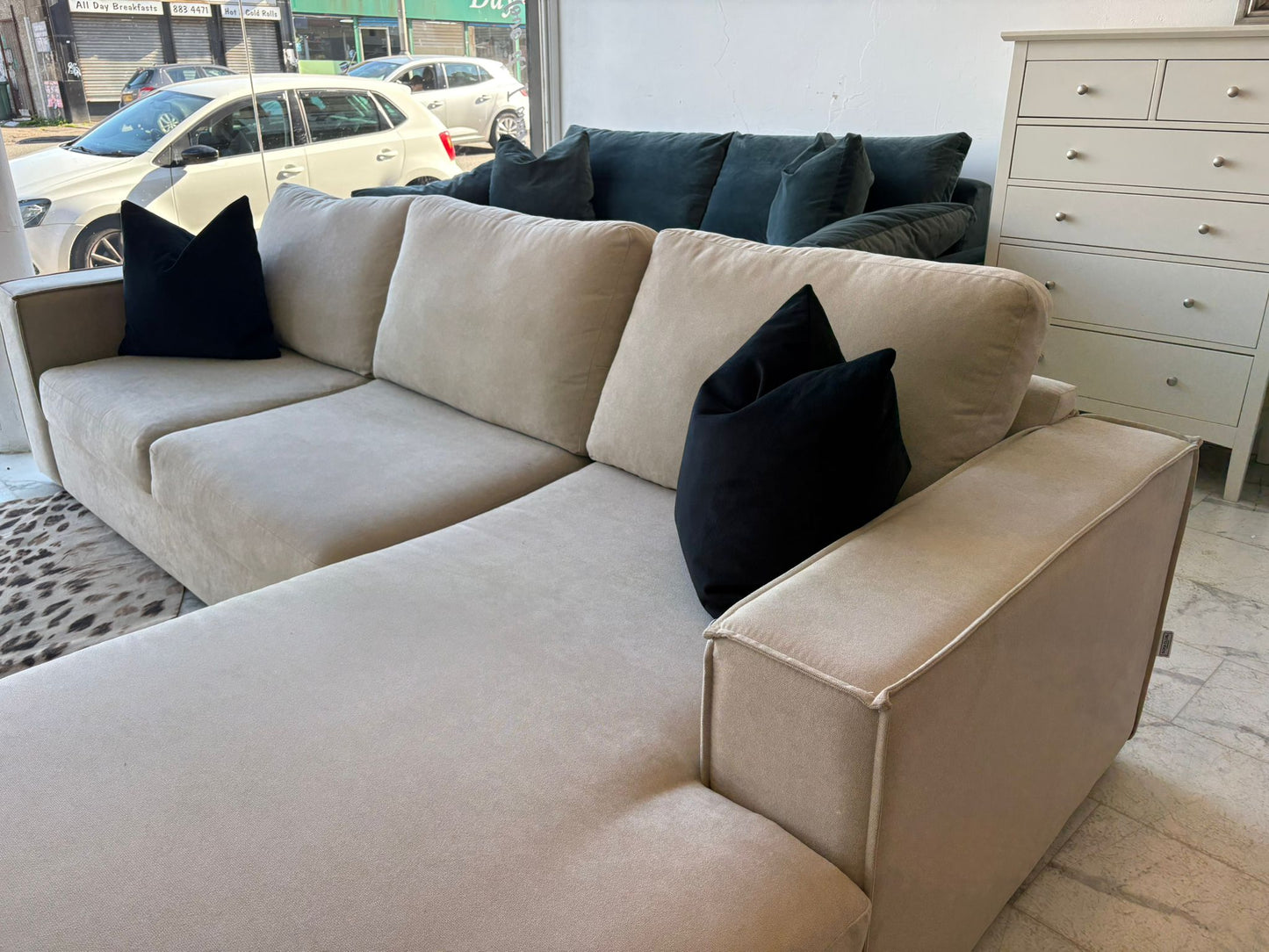Sofa Club Soho Luxe Chenille Corner Sofa in White Tea *RRP £1999