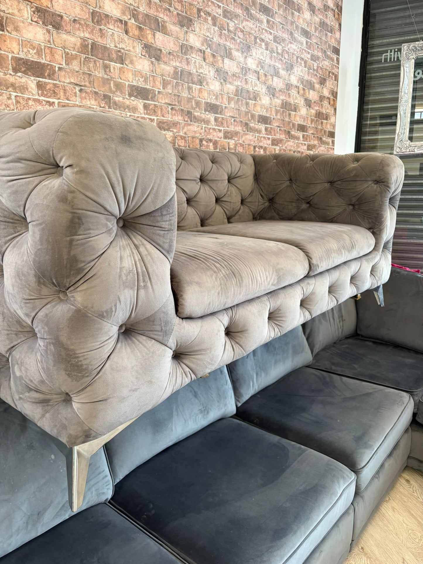 Bespoke Chesterfield Style, Light Grey Plush 2 Seater Sofa @#