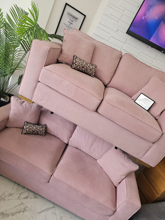 Oak Furnitureland Pink 3&2 Seater Sofas Immaculate Condition