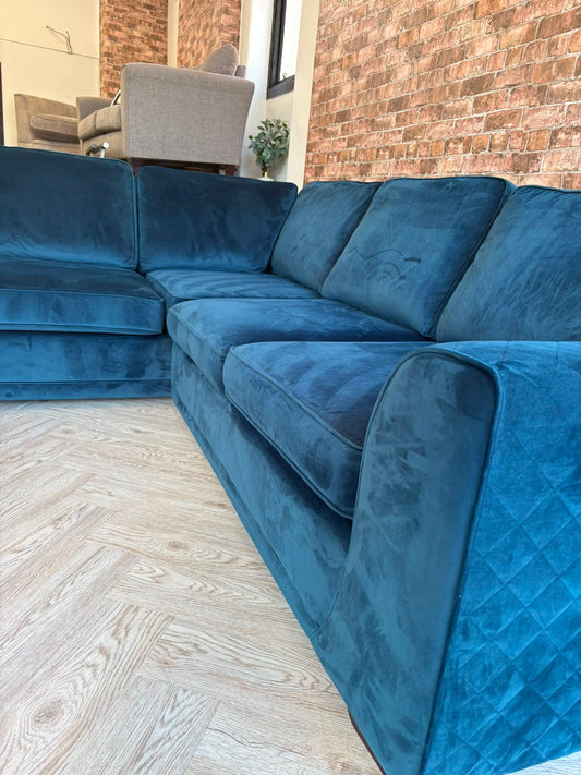 DFS Orka Corner Sofa in Dark Blue Sensual Plush Velvet (Immaculate Condition)@#