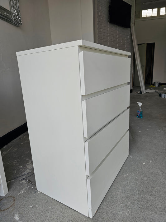 Ikea Malm White 4 Drawer Chest (bottom corner minor damage) T