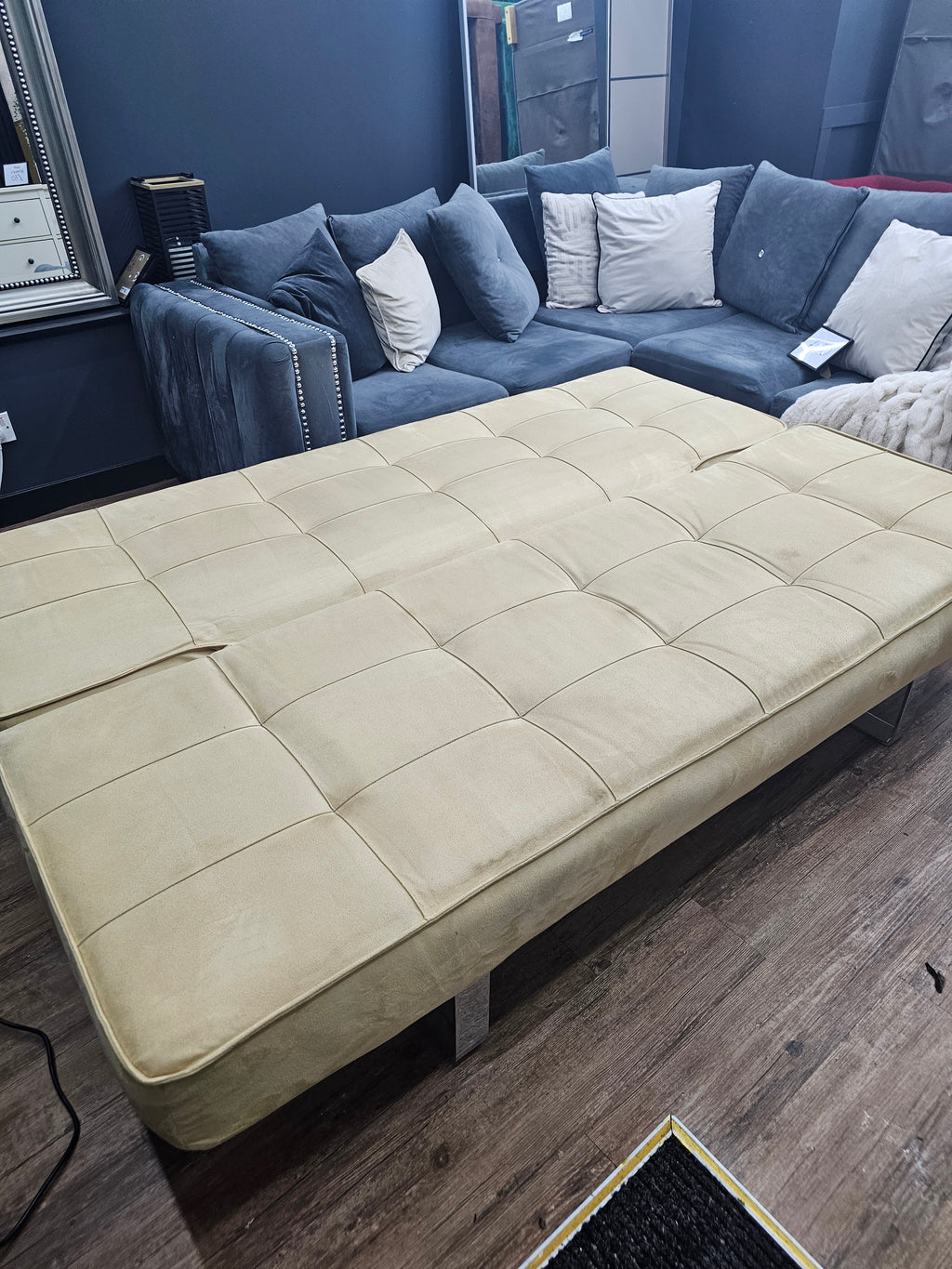 BoConcept ZEN Beige Sofa Bed