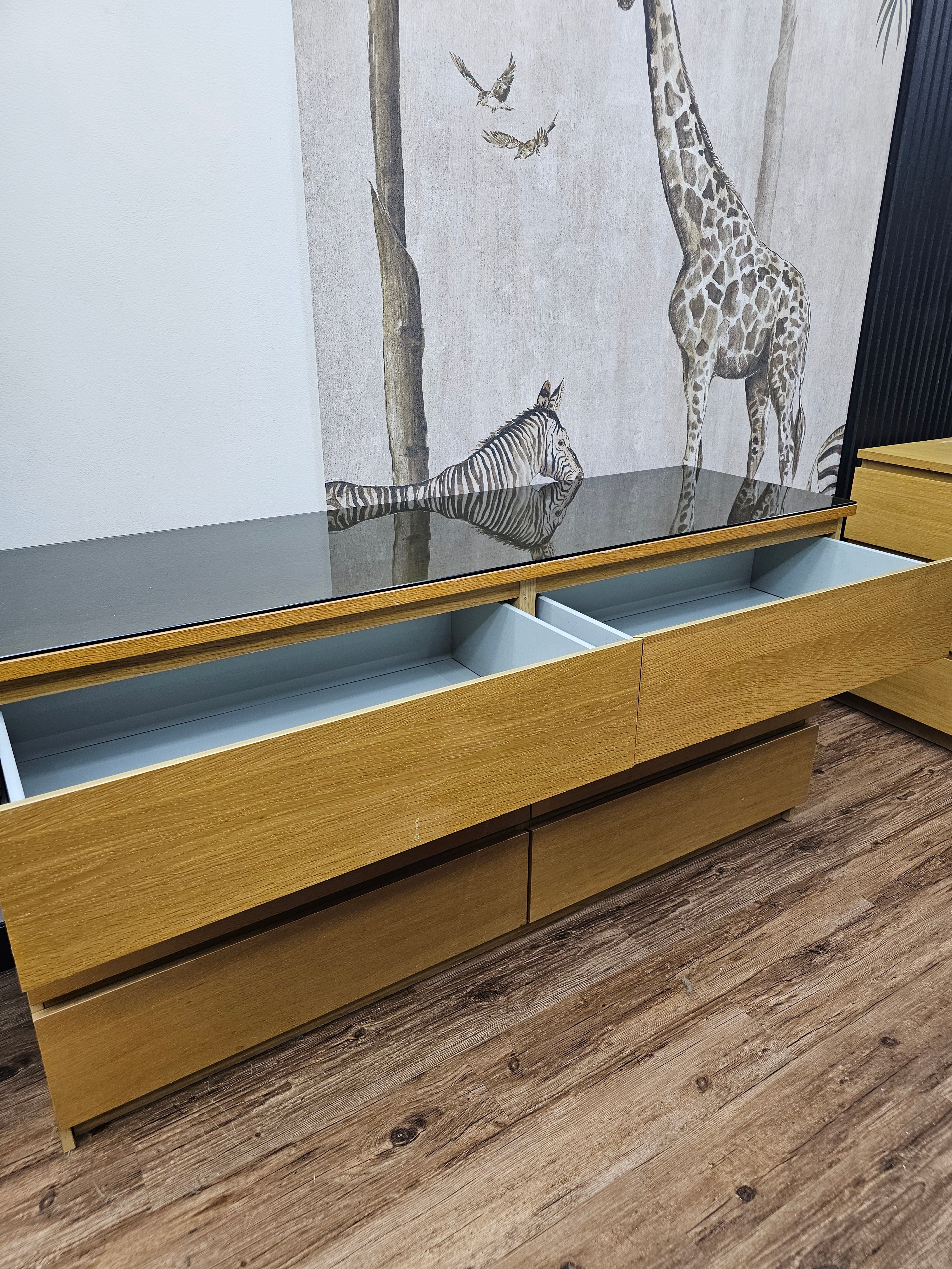 Ikea Malm double wide 6 Drawer Chest with smoked glass